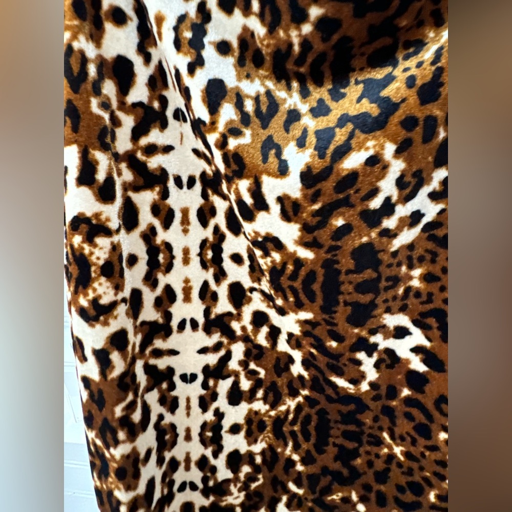 Necessary Objects Velvet Leopard Print Skirt - image 3